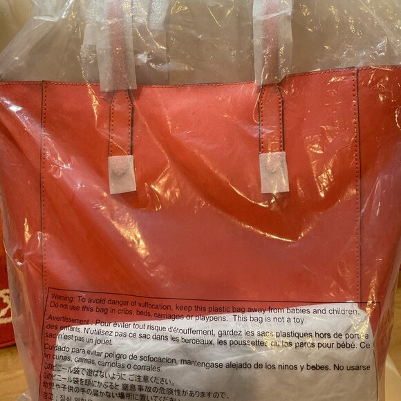 Authentic Michael Kors Vincent Tote - Picture 3 of 3